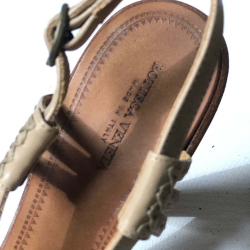 Elegant BOTTEGA VENETA Tan Woven Women's High-heel Sandals IT38 - Picture 3 of 6